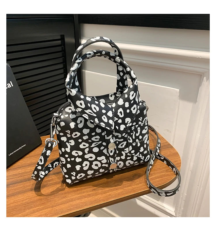 PU Square Compact Shoulder and Crossbody Bags Unique Design High Quality Handbags for Women 2024 Designer Style Leopard Print