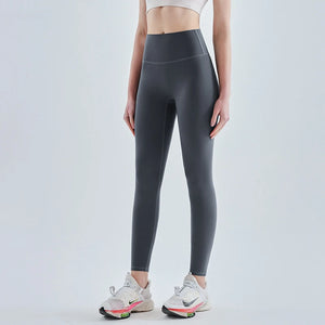 Yoga pants with no awkward lines, tight fitting, high elasticity, high strength, naked sensation, quick drying, fitness training